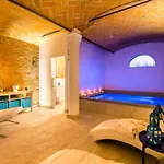 Casa Delle Noci Country House, Pool & Villa