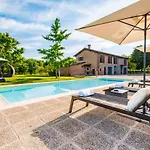 Casa Delle Noci Country House, Pool & Willa Modena