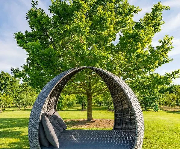 Casa Delle Noci Country House, Pool&spa Villa