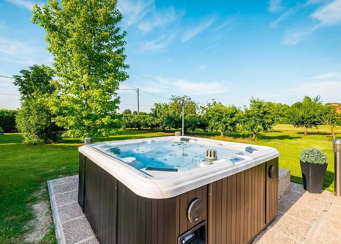 Casa Delle Noci Country House, Pool&spa *