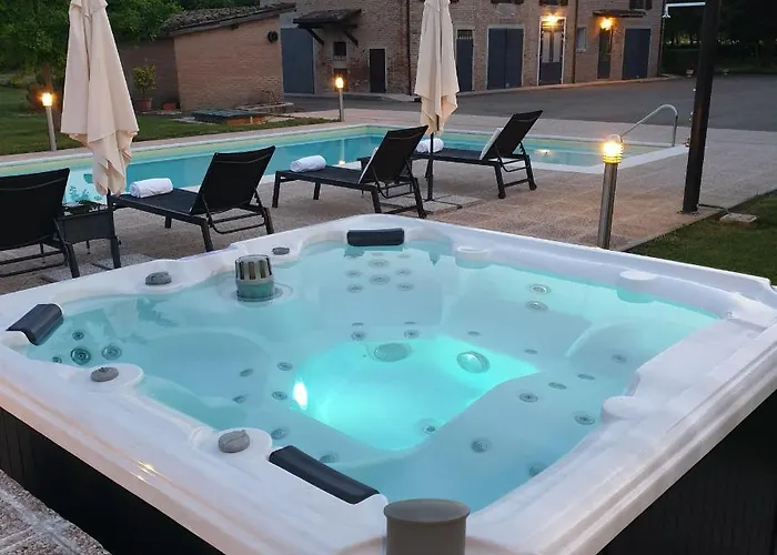 Casa Delle Noci Country House, Pool&spa *